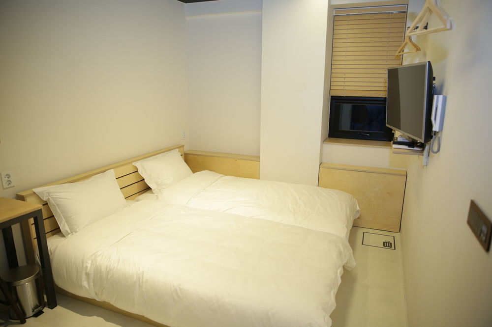 96bun;z Travellers Hotel 3*